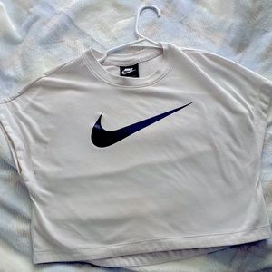 Nike tshirt